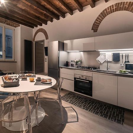 Borgo San Leonardo Apartment Bergamo Bagian luar foto