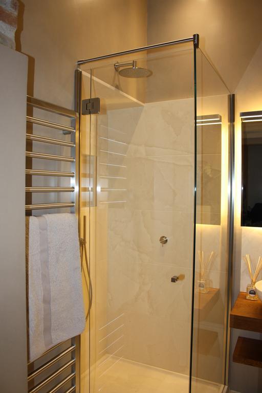 Borgo San Leonardo Apartment Bergamo Bagian luar foto